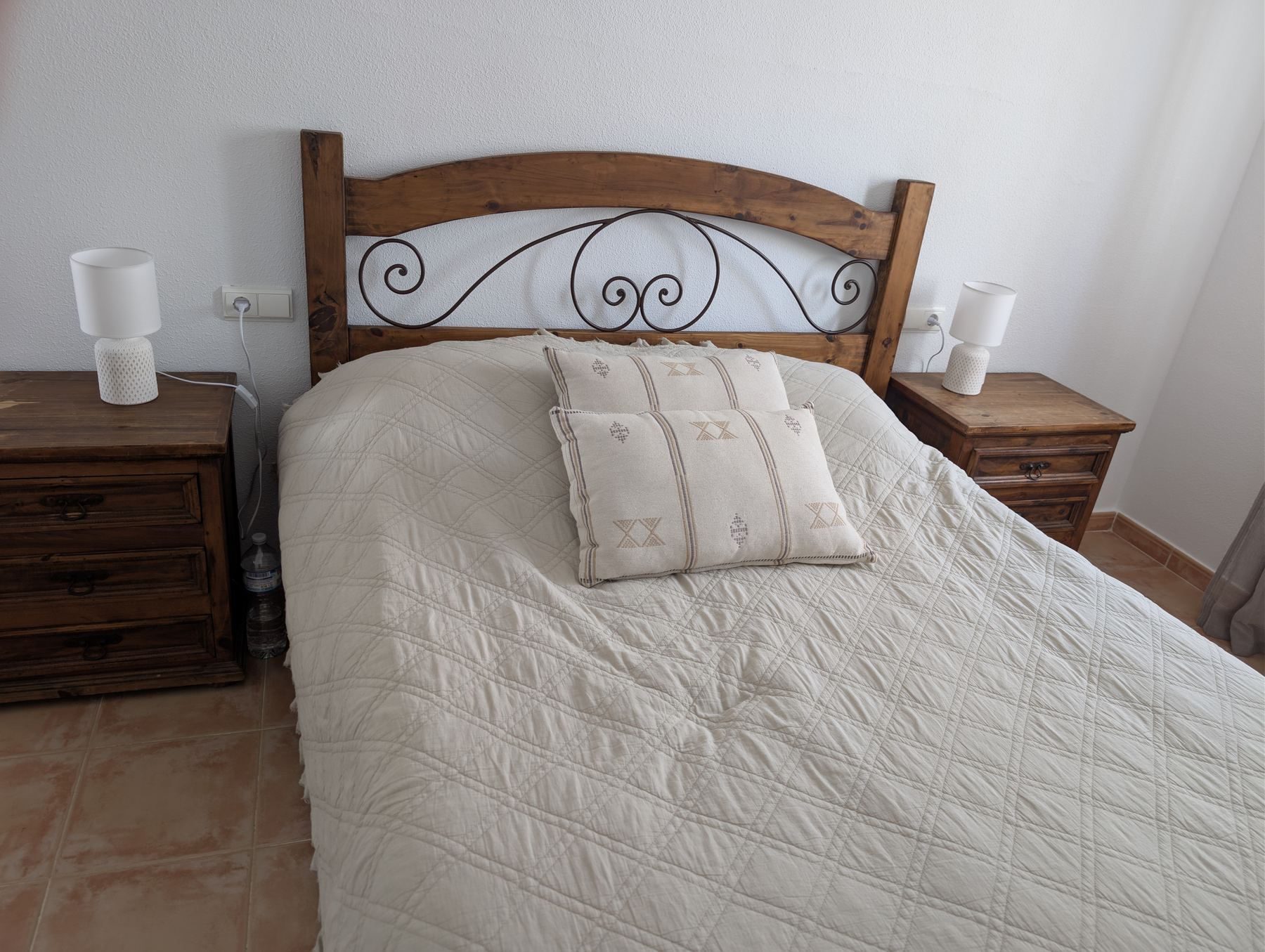 Ruim tweepersoonsbed